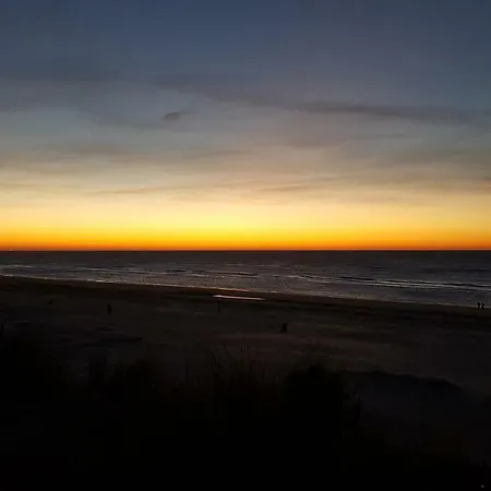 بيت ضيافة Near The